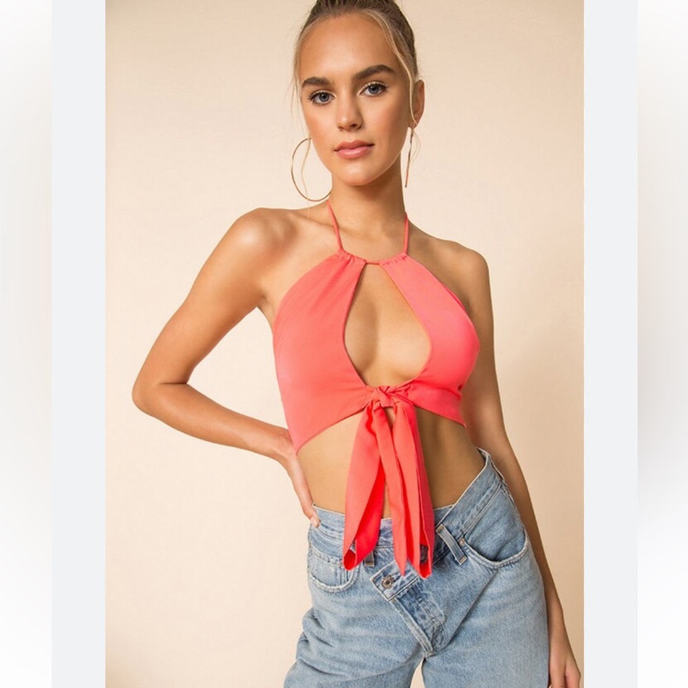 NWT SUPERDOWN PINK CUT OUT CROP TOP